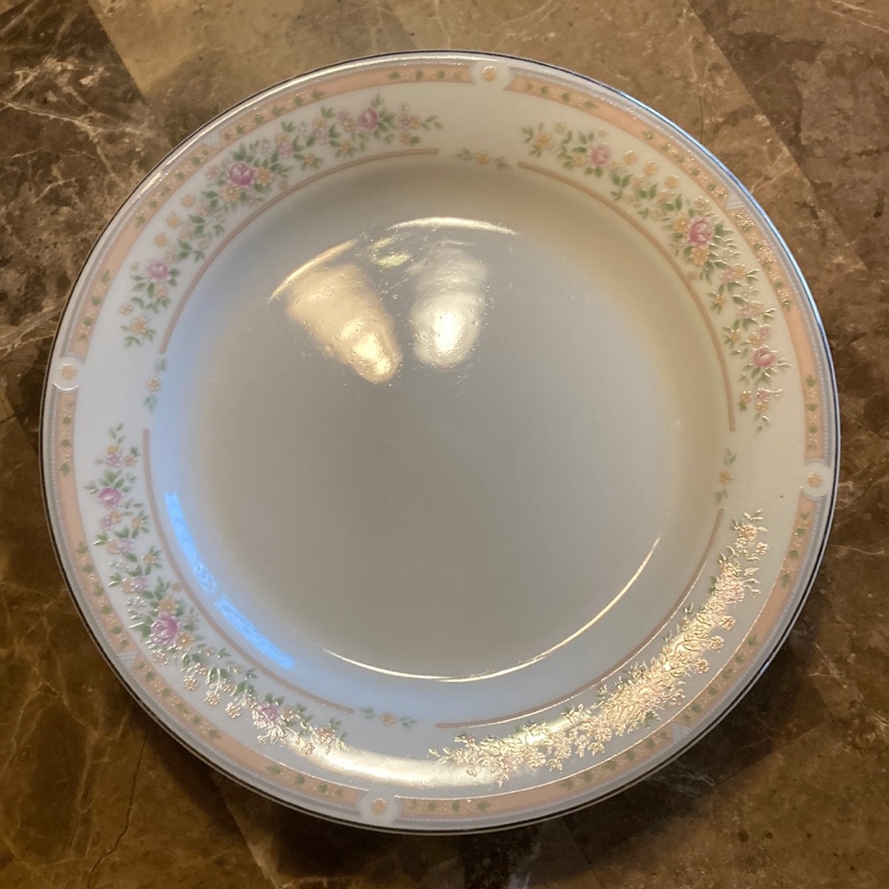 Kentfield & Sawyer Fine China Porcelain plates Set of 4 Vintage